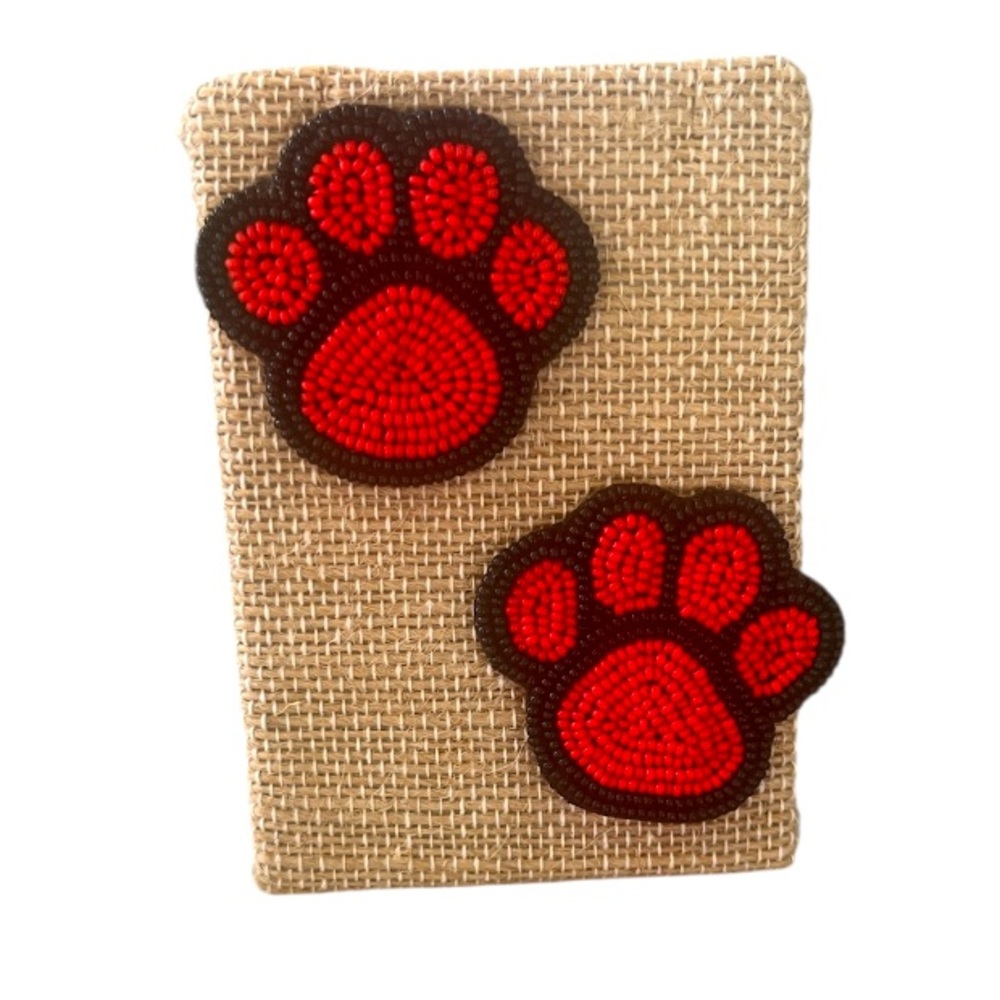 NWT!! Beaded Georgia Bulldogs Collegiate Paw Earrings Football Black Red